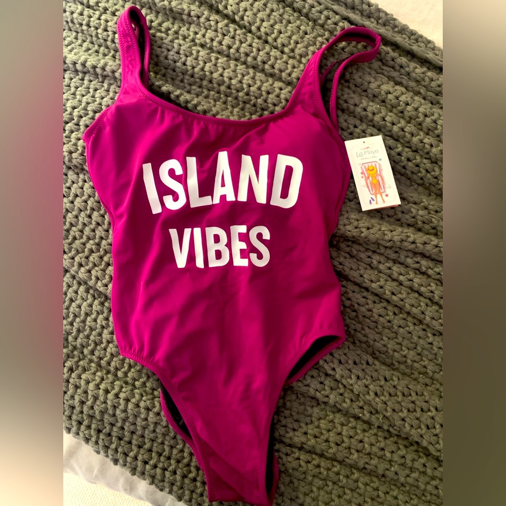 One piece swimsuit. Lined